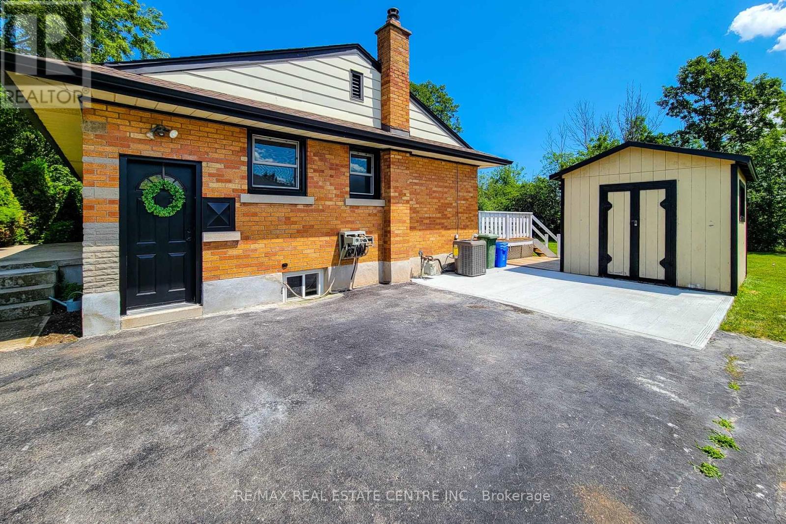 220 WINONA ROAD - 32