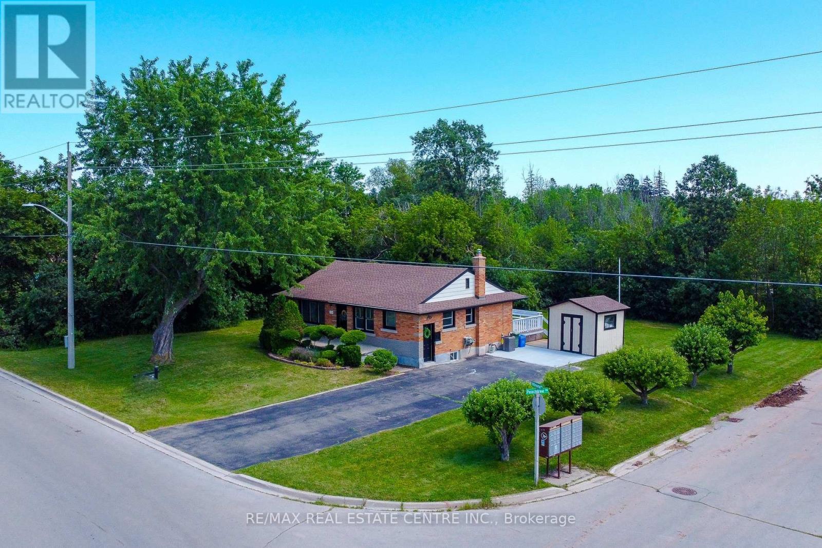 220 WINONA ROAD - 4