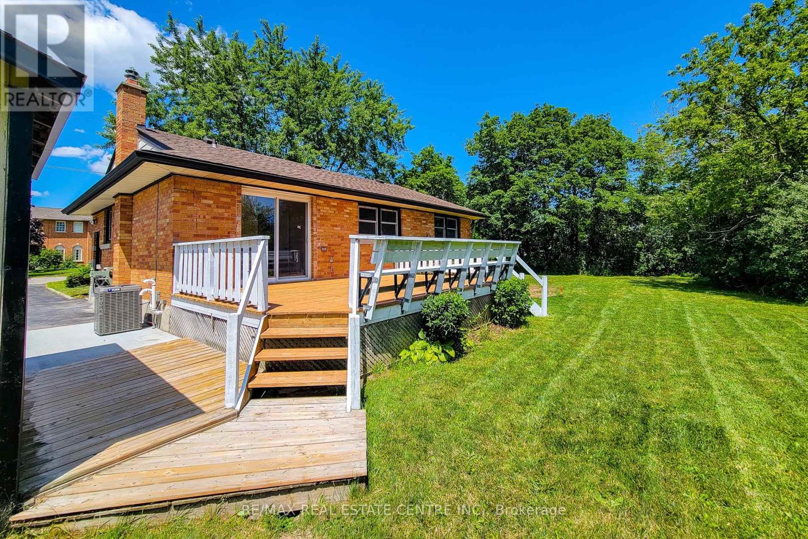 220 WINONA ROAD - 40