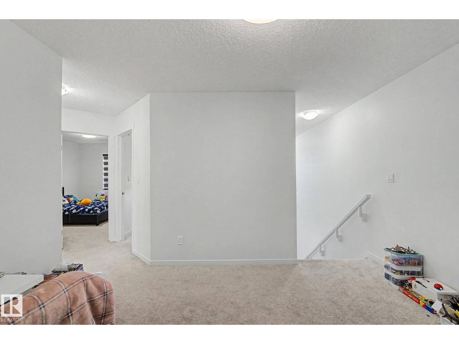 #12 905 172 ST SW - 26