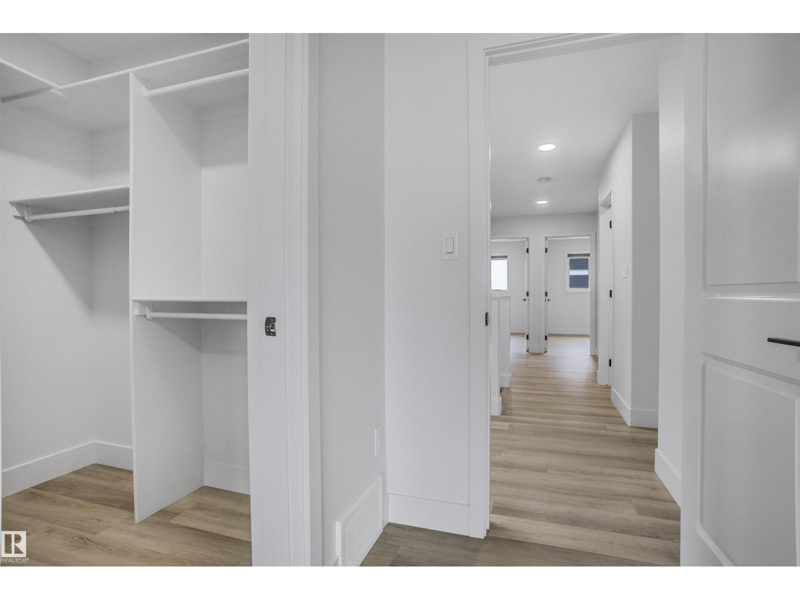 1915 164 ST SW - 26