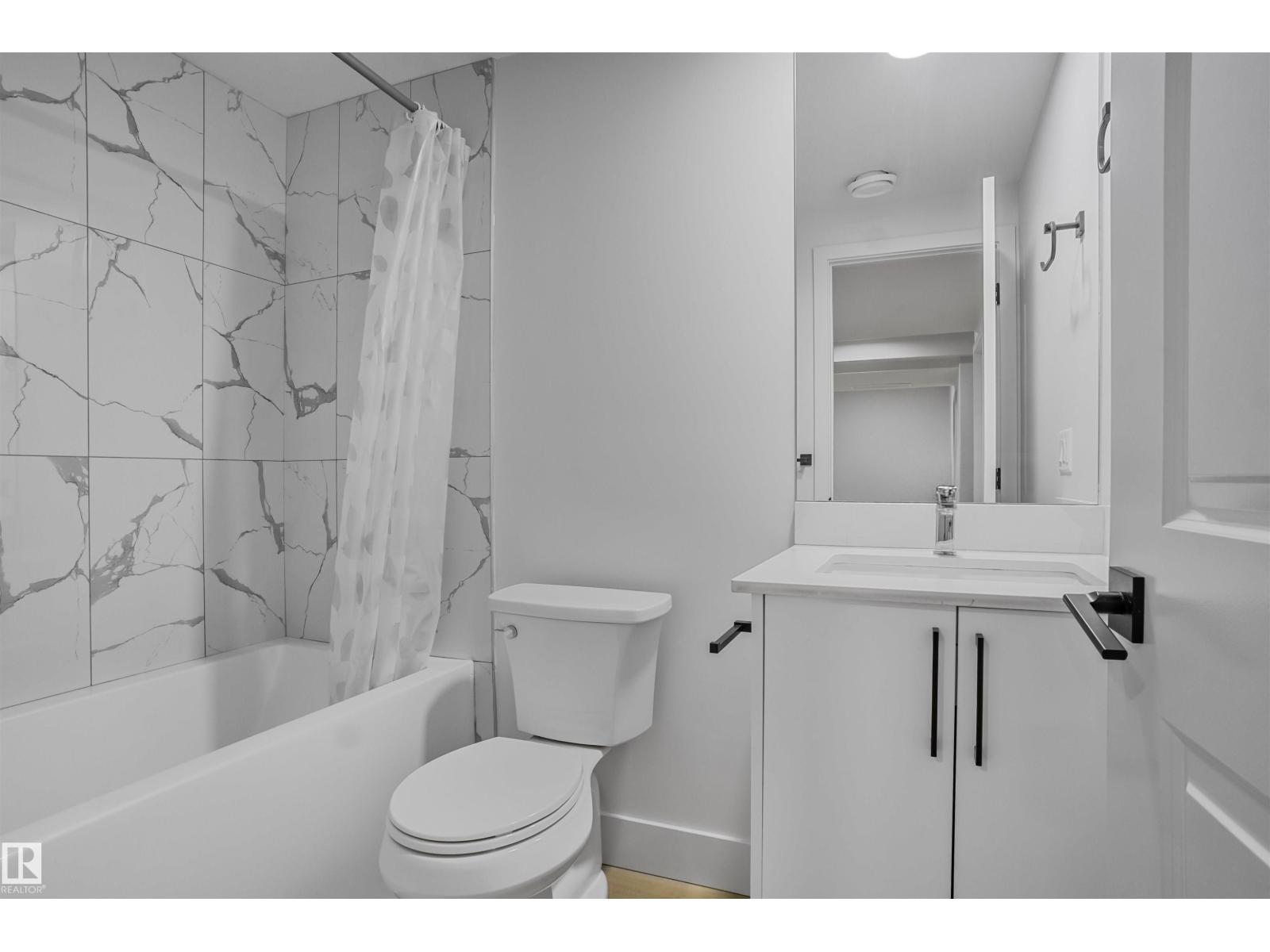1915 164 ST SW - 42