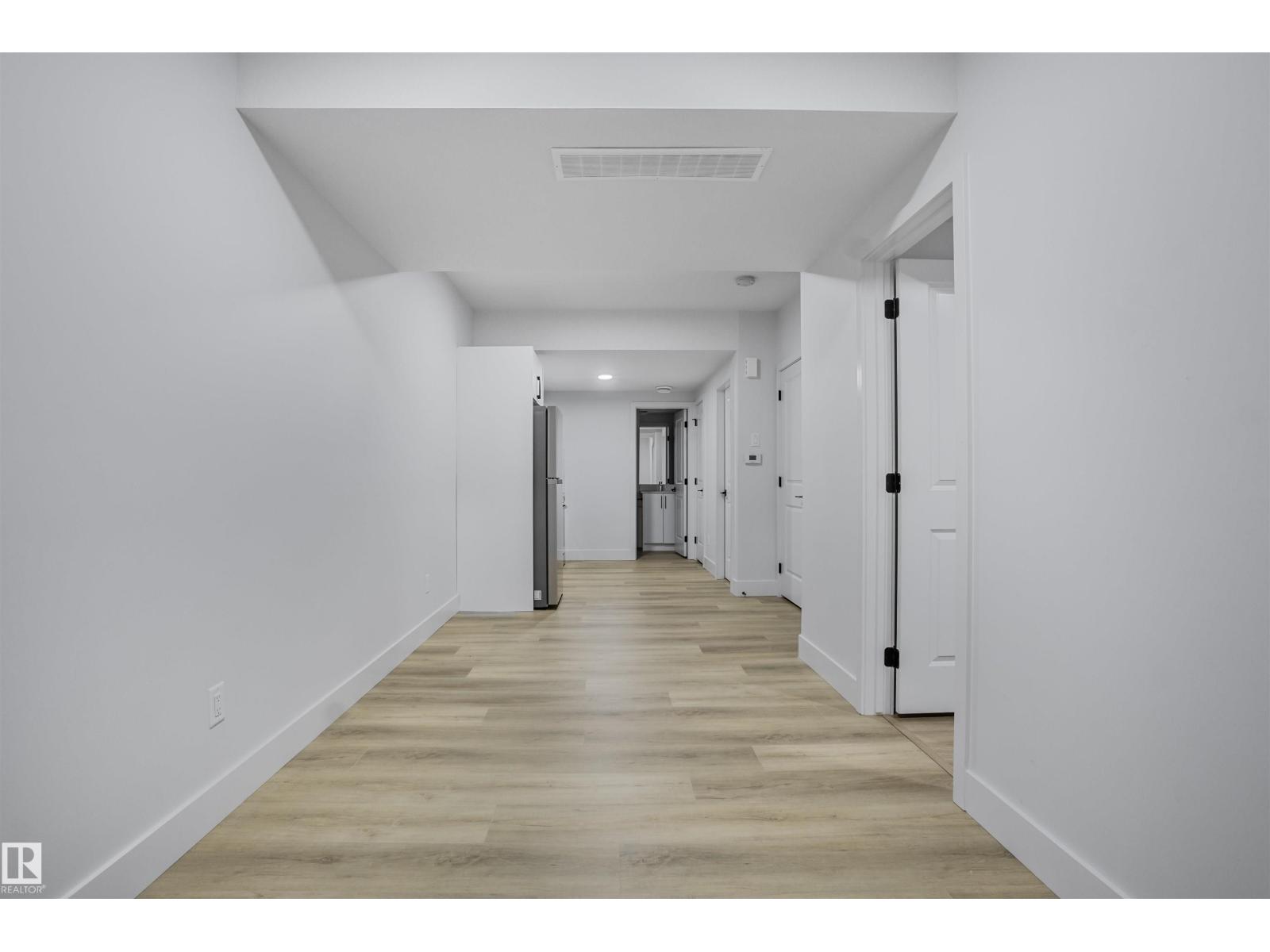 1915 164 ST SW - 44