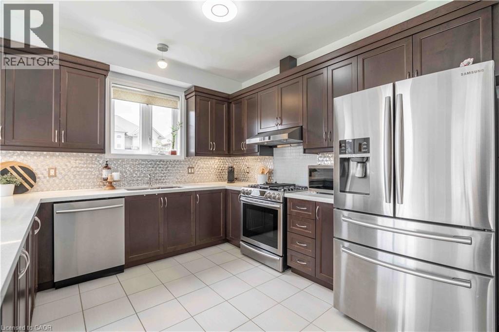 3 NARBONNE Crescent - 20