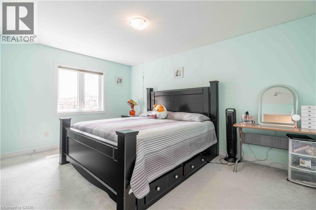 3 NARBONNE Crescent - 37