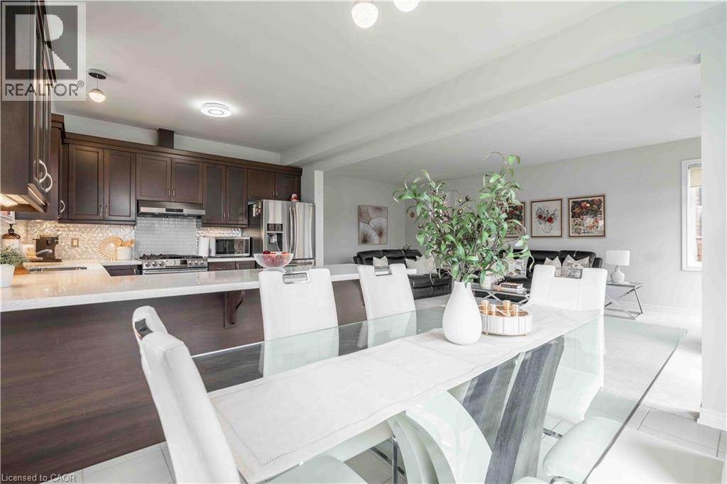 3 NARBONNE Crescent - 17