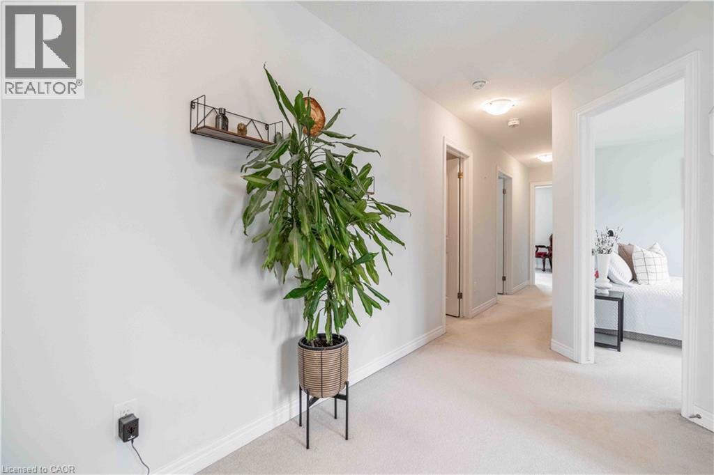 3 NARBONNE Crescent - 34