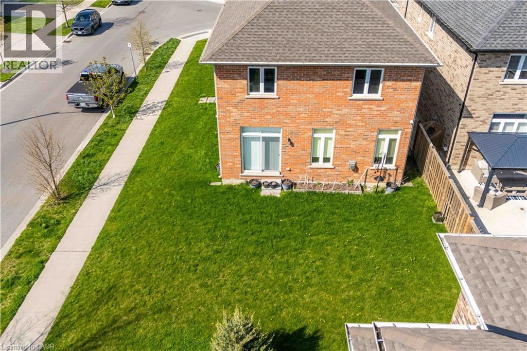 3 NARBONNE Crescent - 47