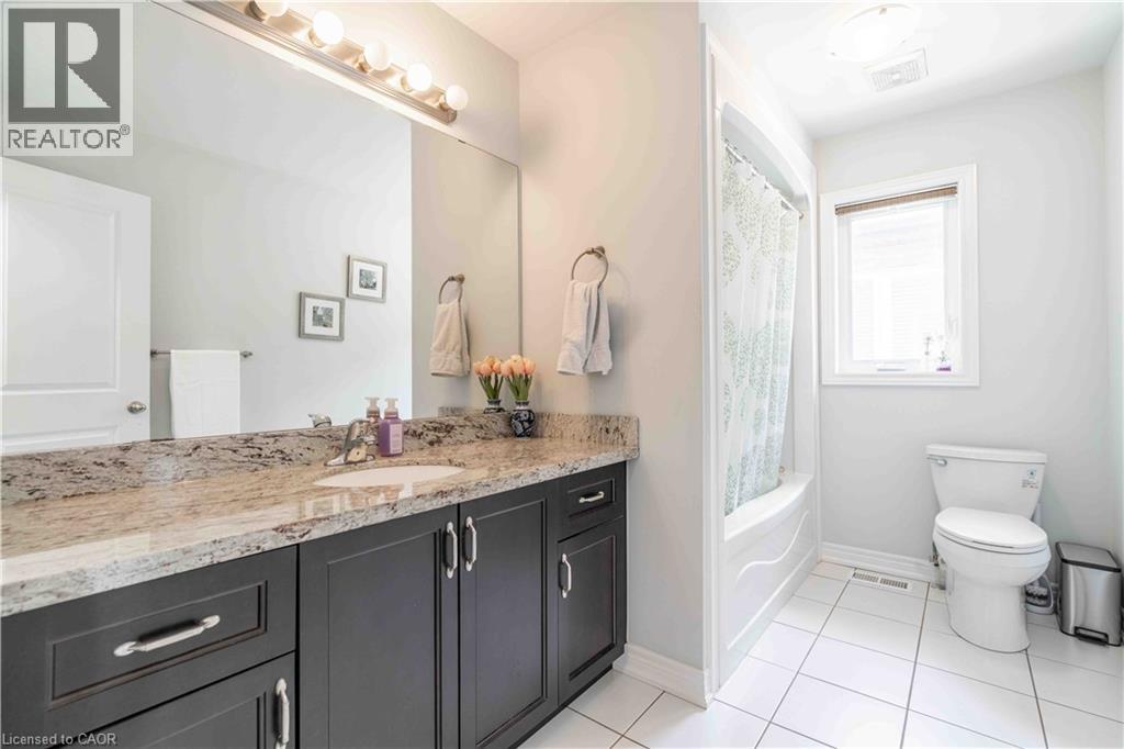 3 NARBONNE Crescent - 42