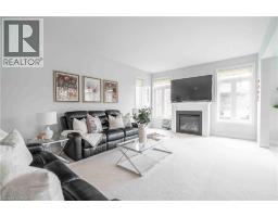 Family room - 3 Narbonne Crescent, Stoney Creek, ON L8J1P0 Photo 11