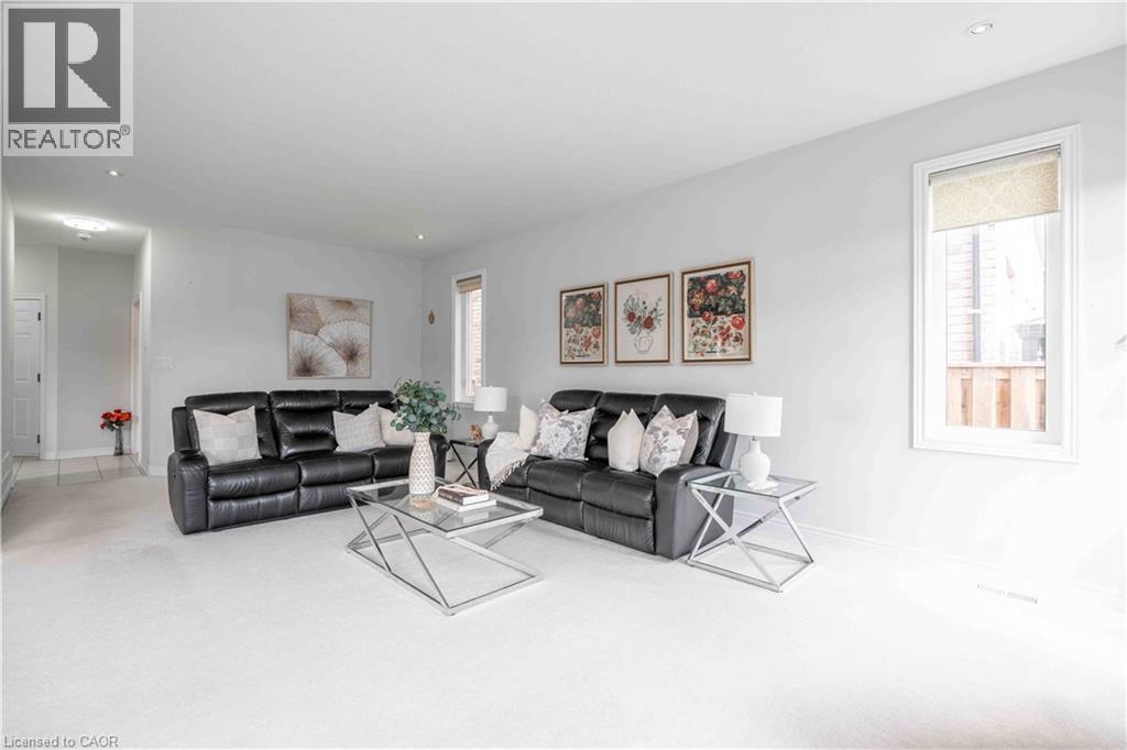 3 NARBONNE Crescent - 13