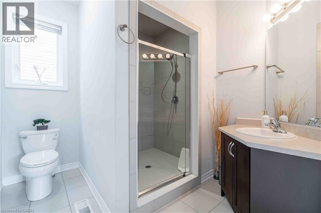 3 NARBONNE Crescent - 25