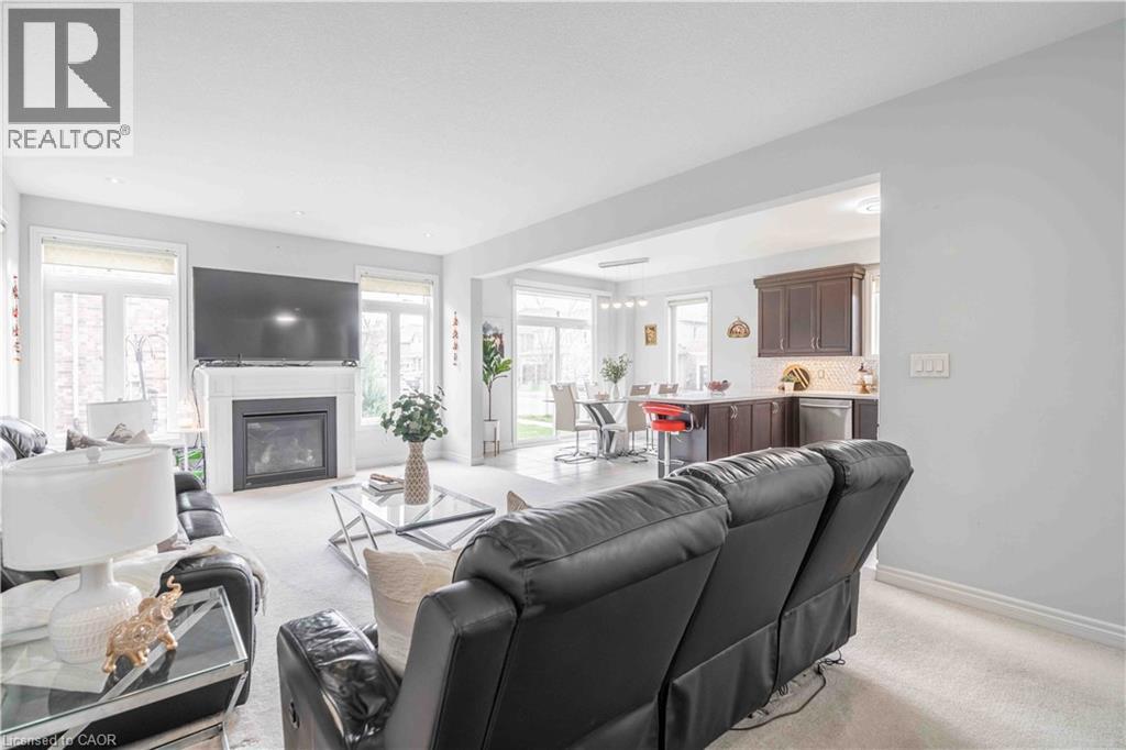 3 NARBONNE Crescent - 9