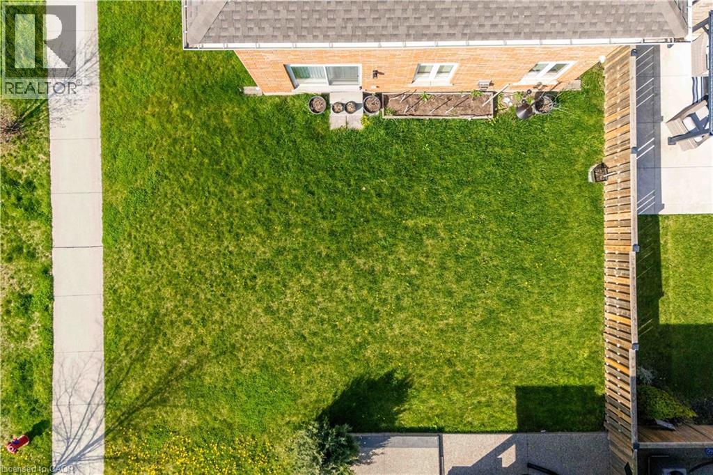 3 NARBONNE Crescent - 48