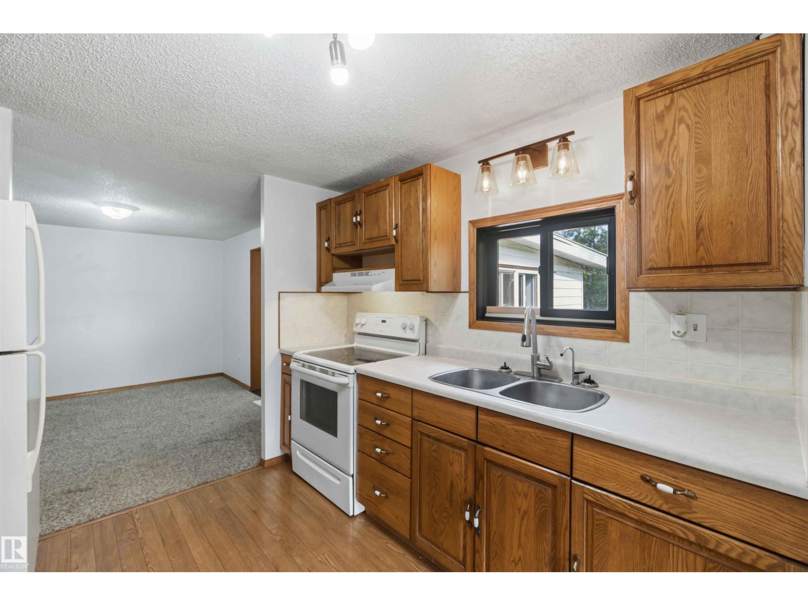 21512 Township Road 584 - 15