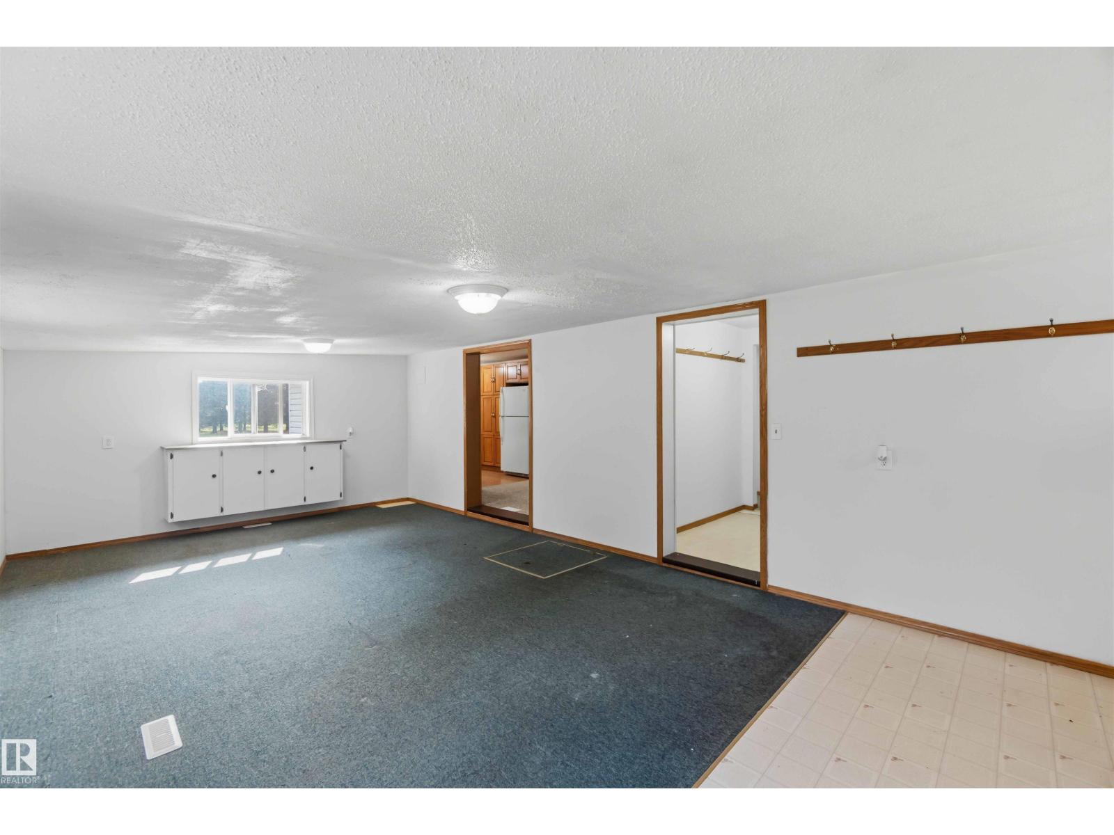 21512 Township Road 584 - 39