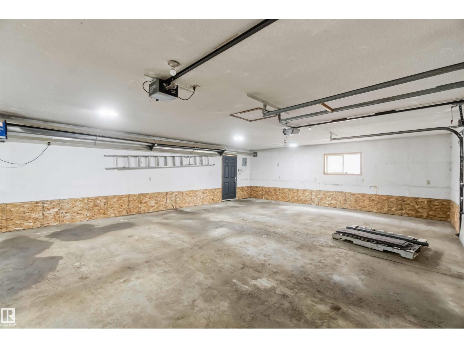 21512 Township Road 584 - 46