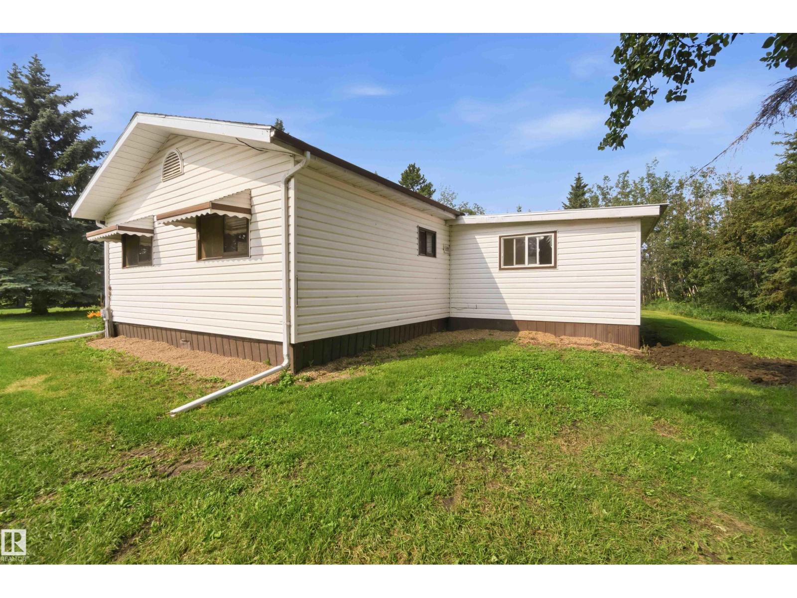 21512 Township Road 584 - 53