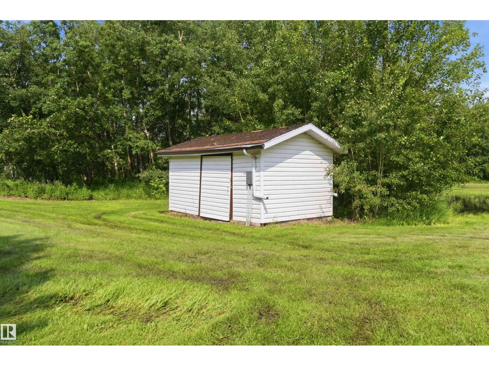 21512 Township Road 584 - 61