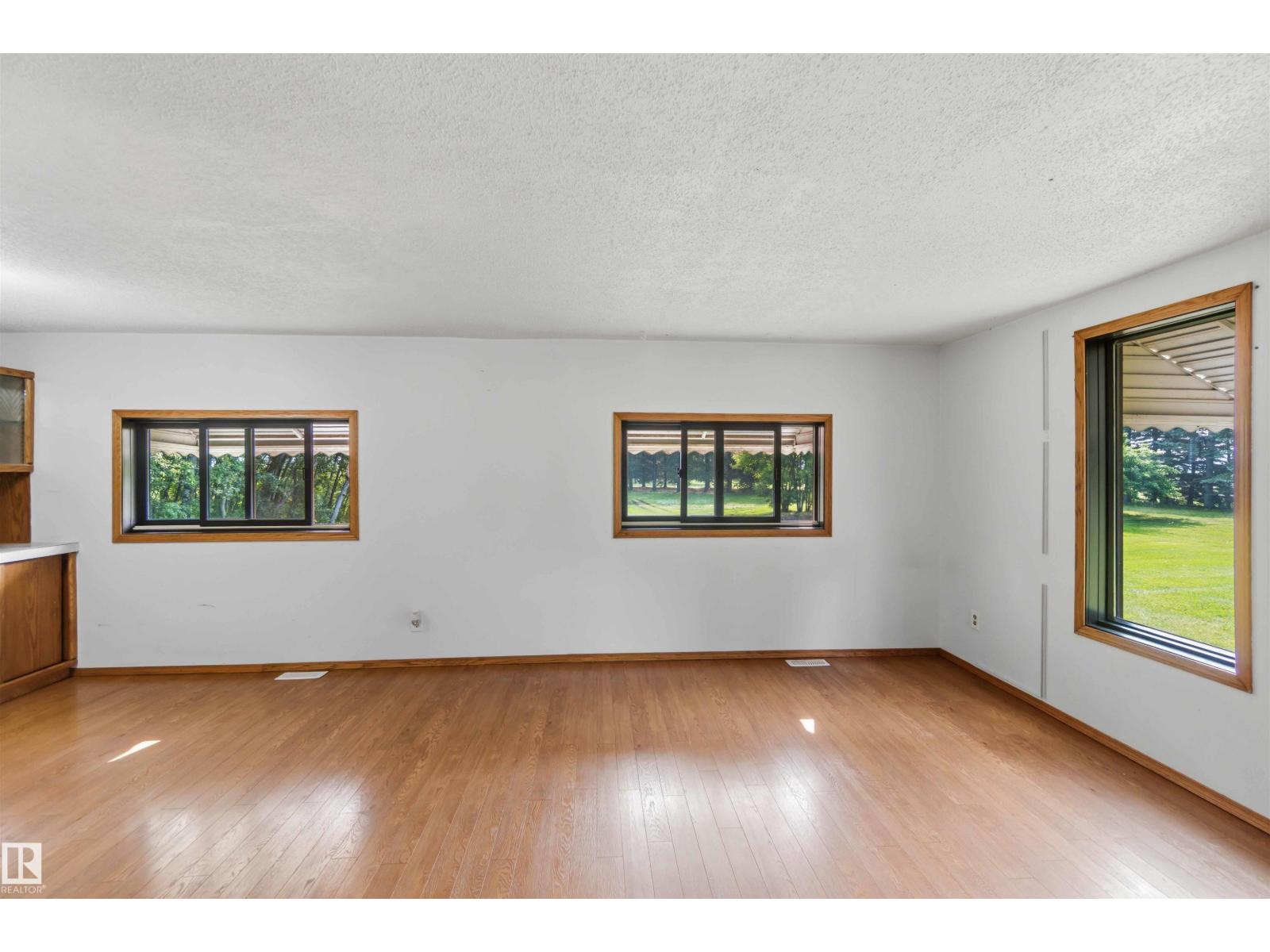 21512 Township Road 584 - Image 9