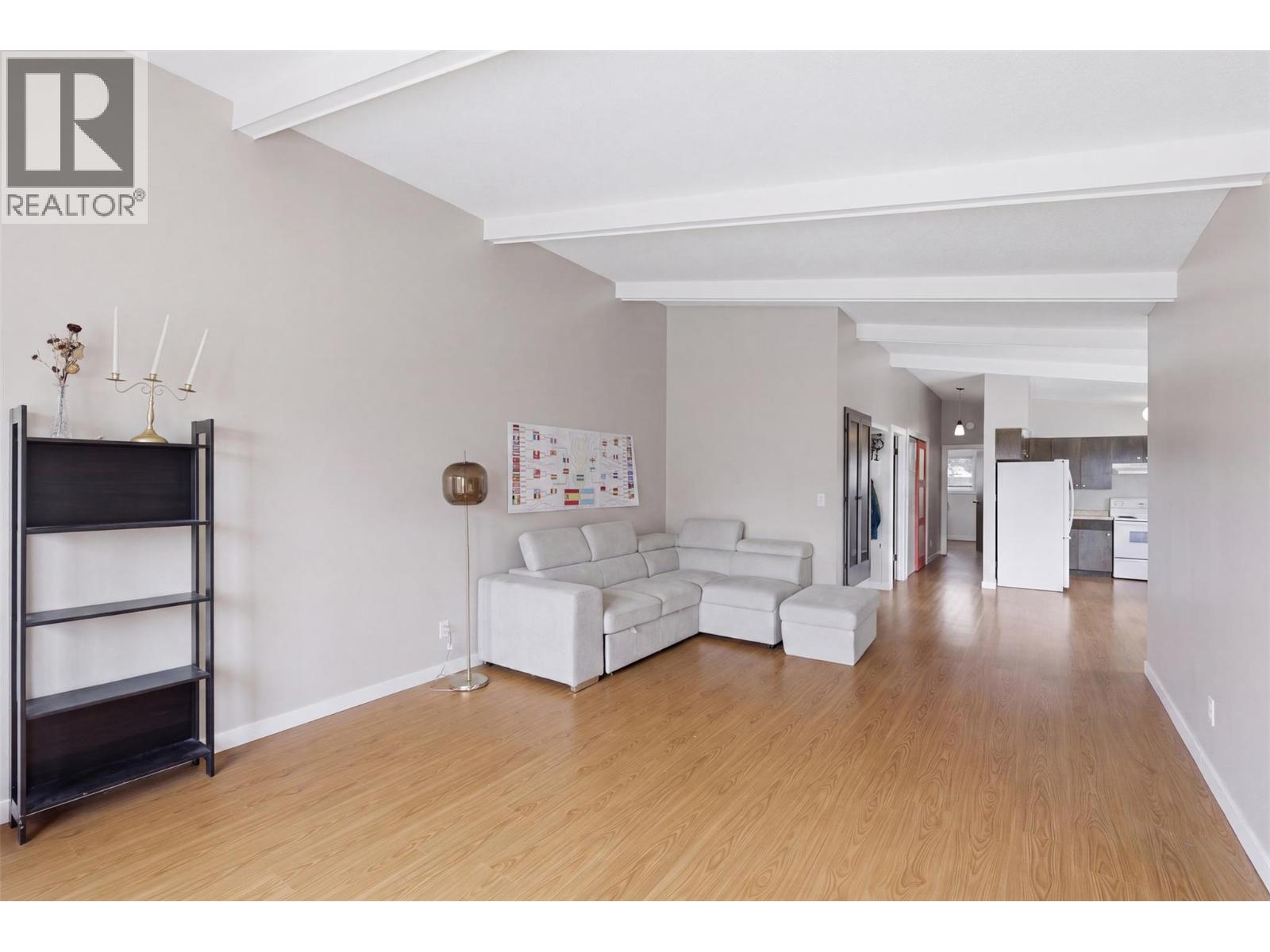 1820/1822 Gellrich Avenue - Image 6