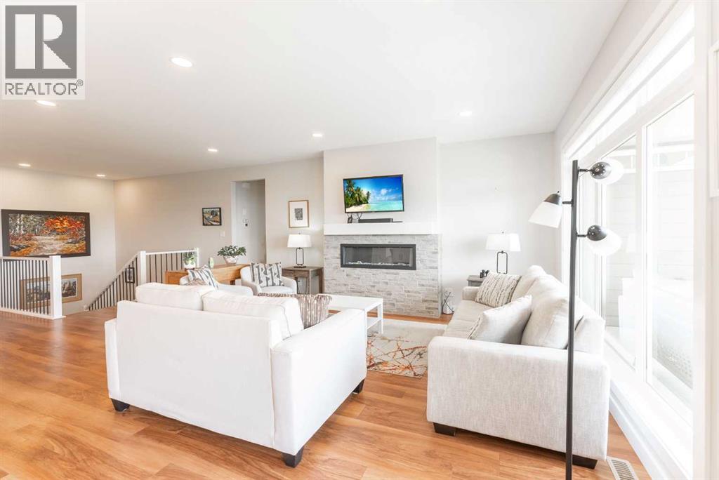 1060 Caledonia Place W - Image 15