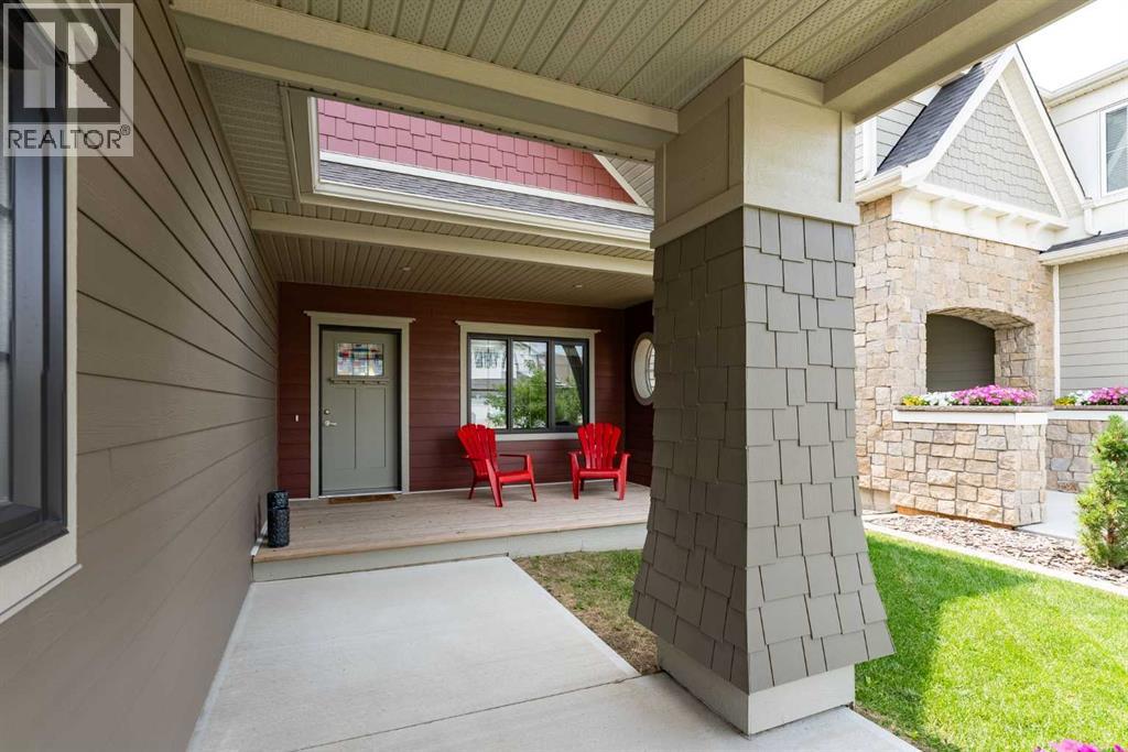 1060 Caledonia Place W - Image 3