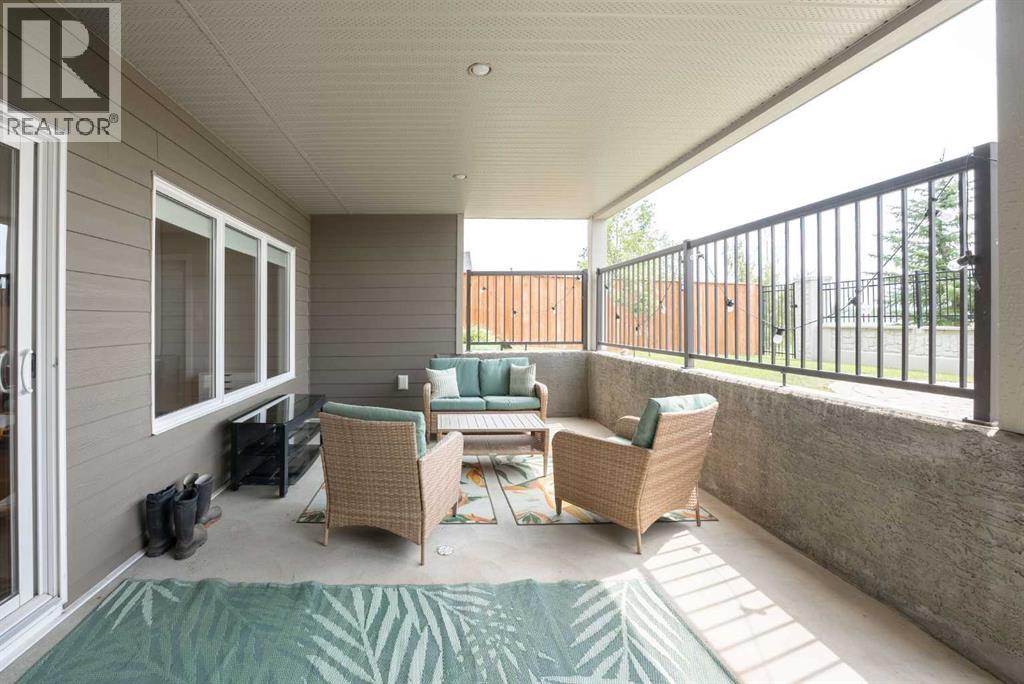 1060 Caledonia Place W - Image 35