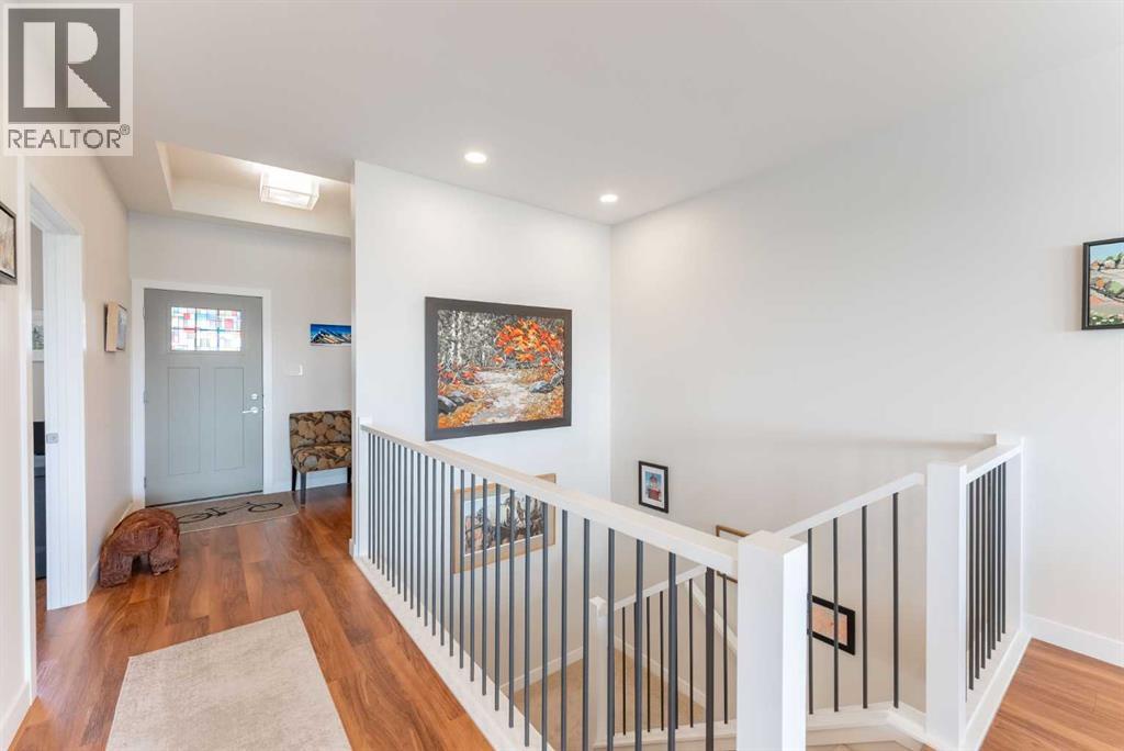 1060 Caledonia Place W - Image 5
