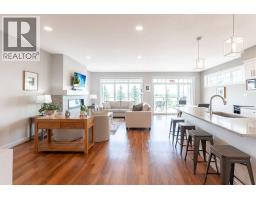 1060 Caledonia Place W - photo 12