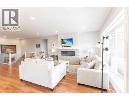 1060 Caledonia Place W - photo 15