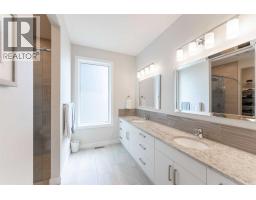 1060 Caledonia Place W - photo 19