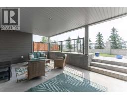 1060 Caledonia Place W - photo 34
