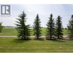 1060 Caledonia Place W - photo 40