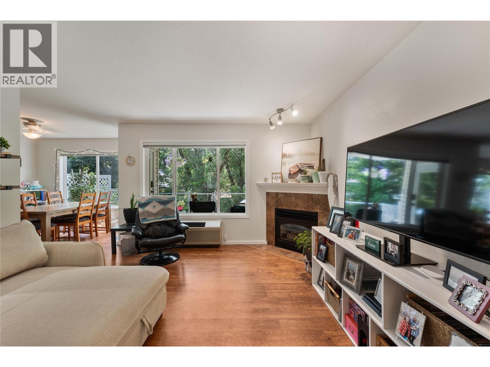 #8 602 Browne Road - 10
