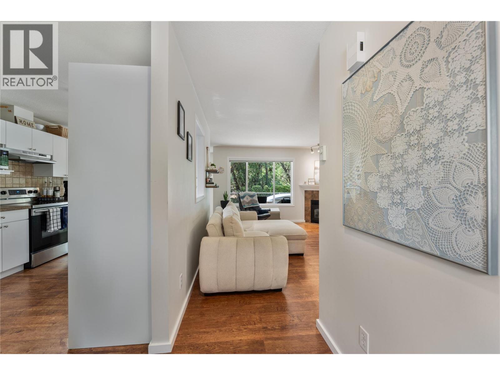 #8 602 Browne Road - 14