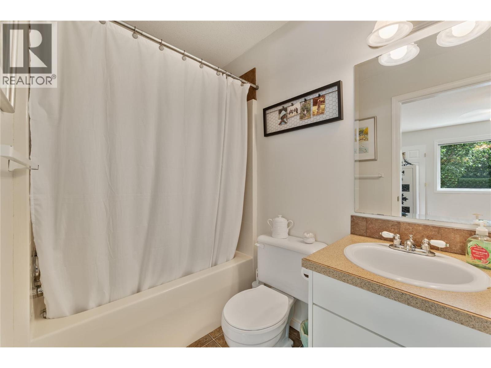 #8 602 Browne Road - 19