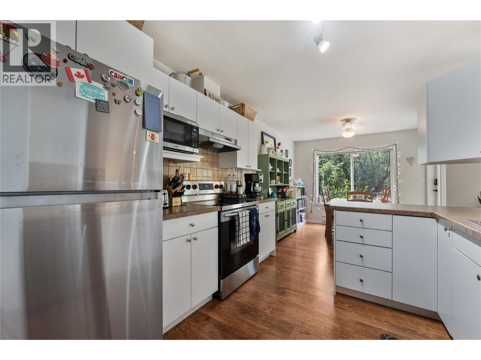 #8 602 Browne Road - 2