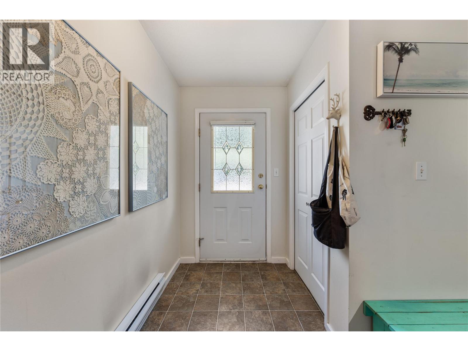 #8 602 Browne Road - 24