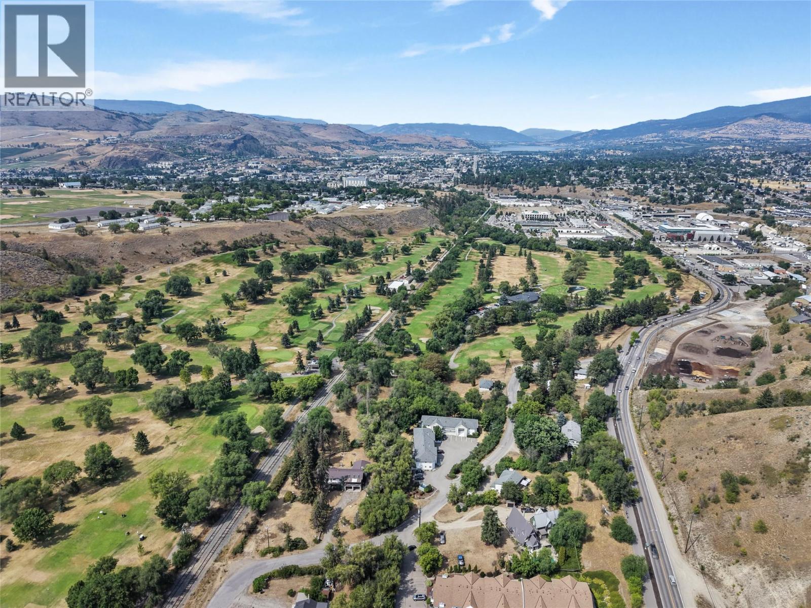 #8 602 Browne Road - 32
