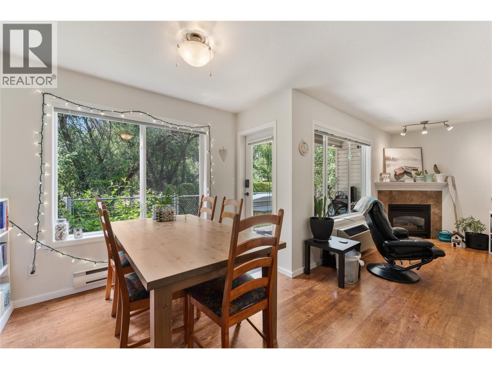 #8 602 Browne Road - 8