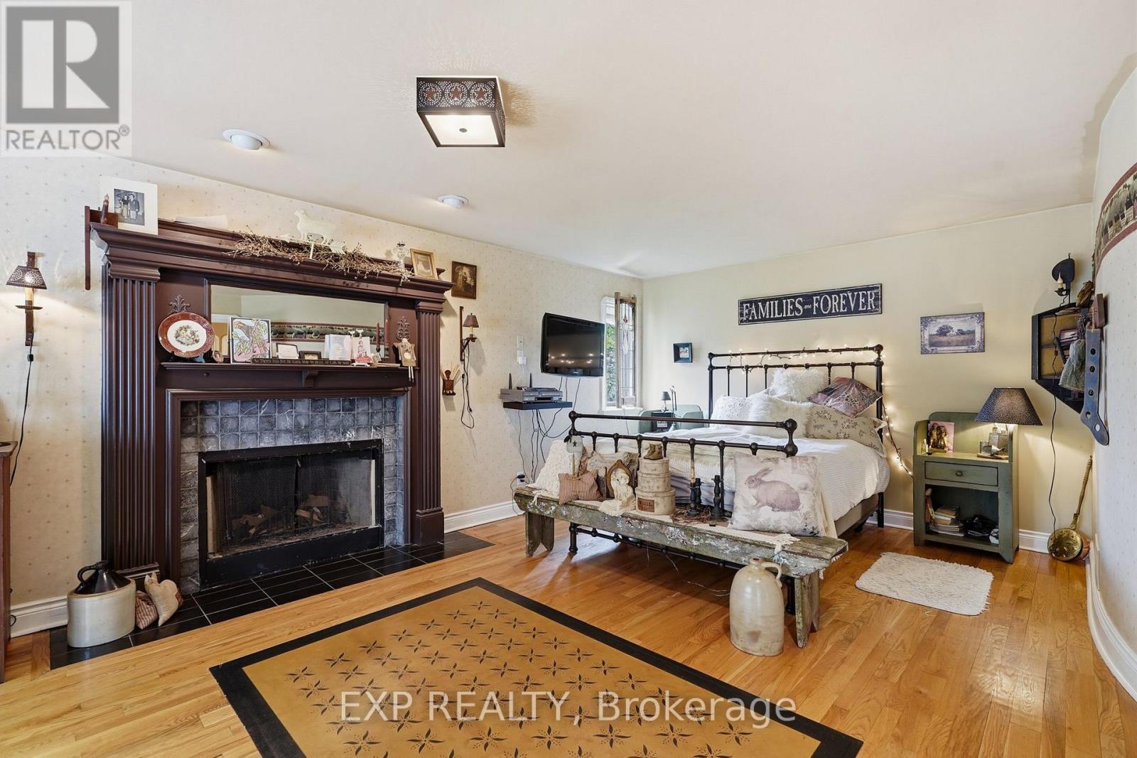 1259 RANDBORO CRESCENT - 28