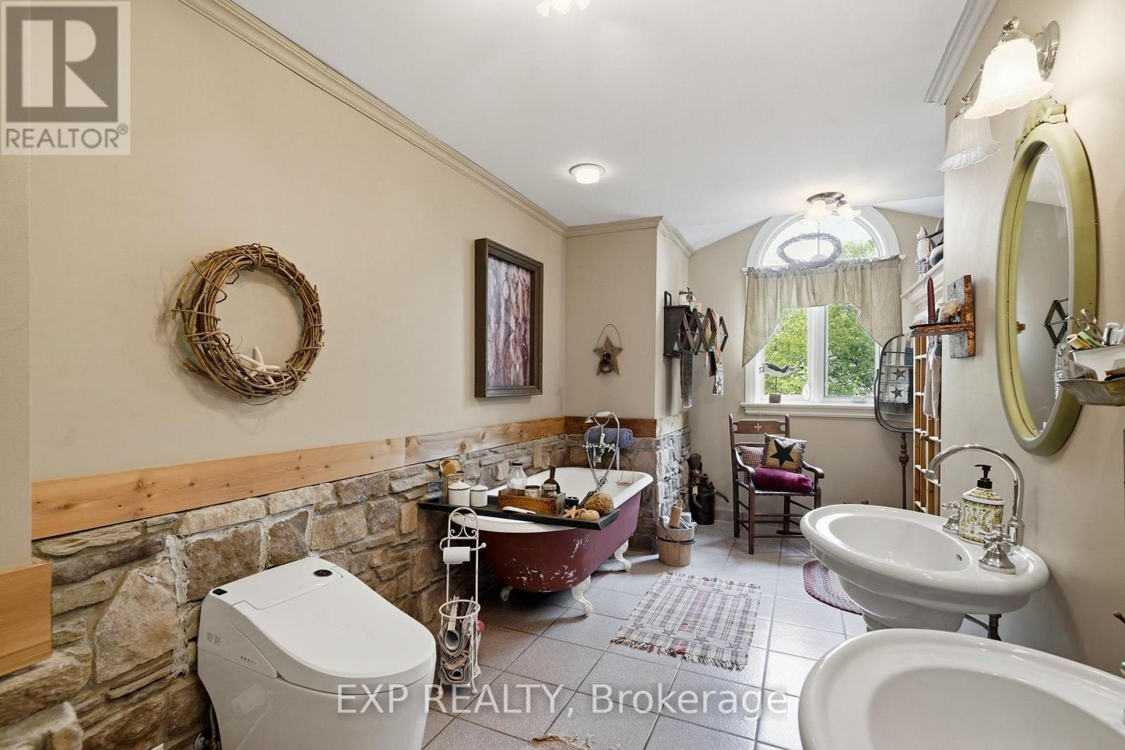 1259 RANDBORO CRESCENT - 26