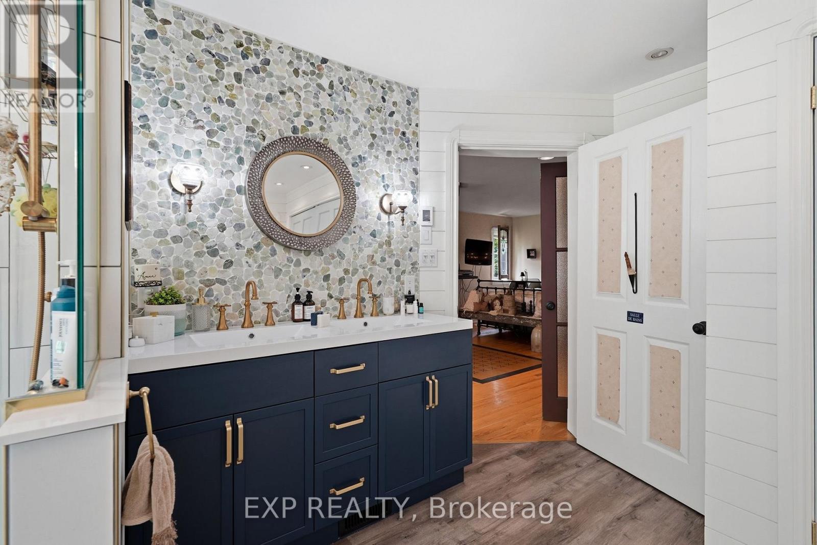 1259 RANDBORO CRESCENT - 31