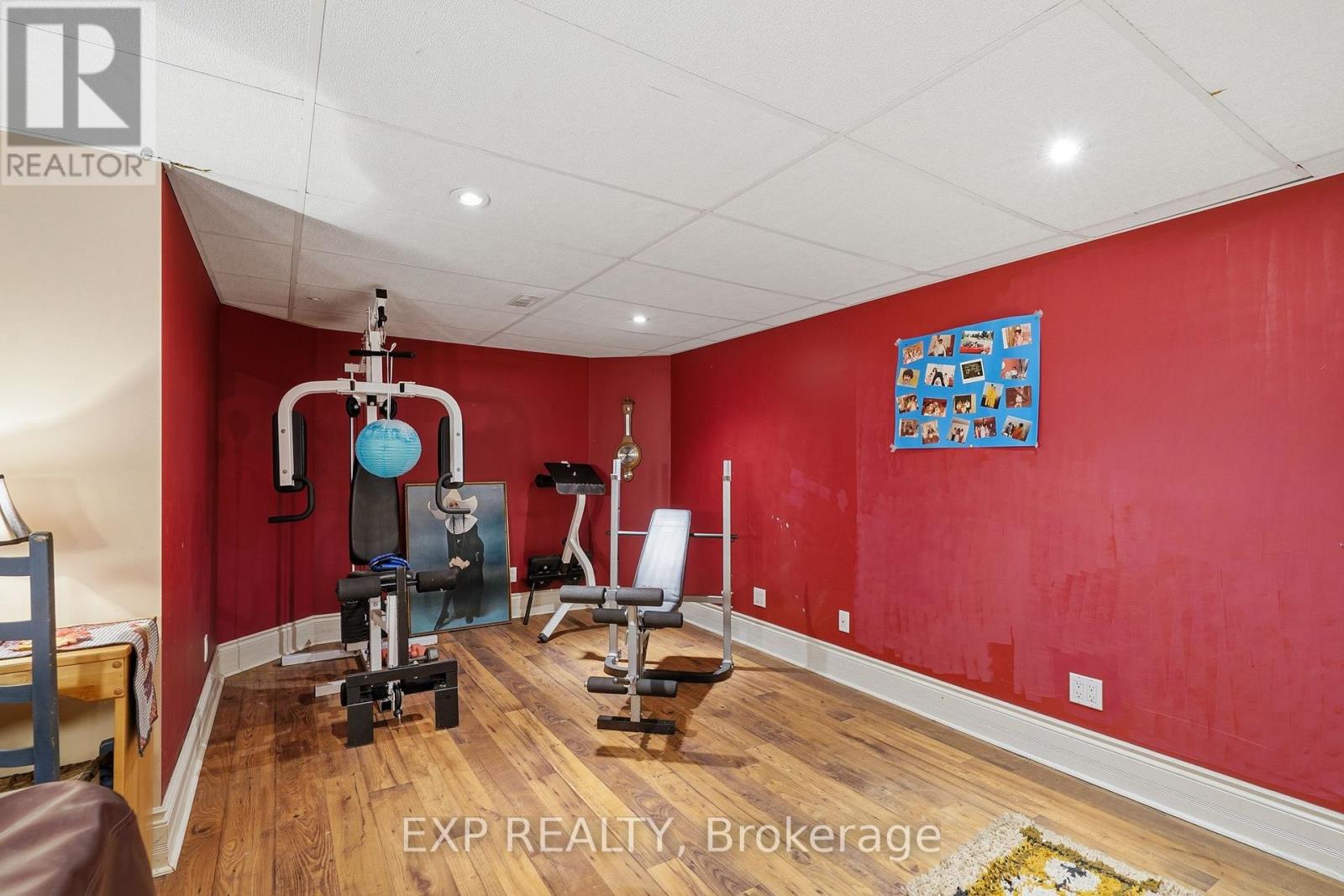 1259 RANDBORO CRESCENT - 35
