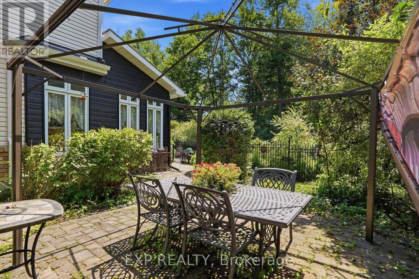 1259 RANDBORO CRESCENT - 47