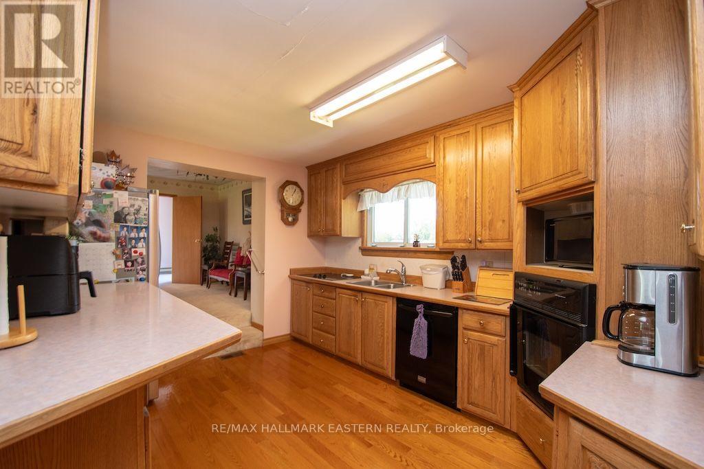 1504 BRADFIELD ROAD - 8