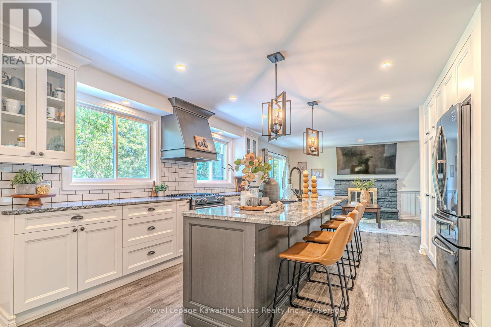 60 SANDERLING CRESCENT - 11