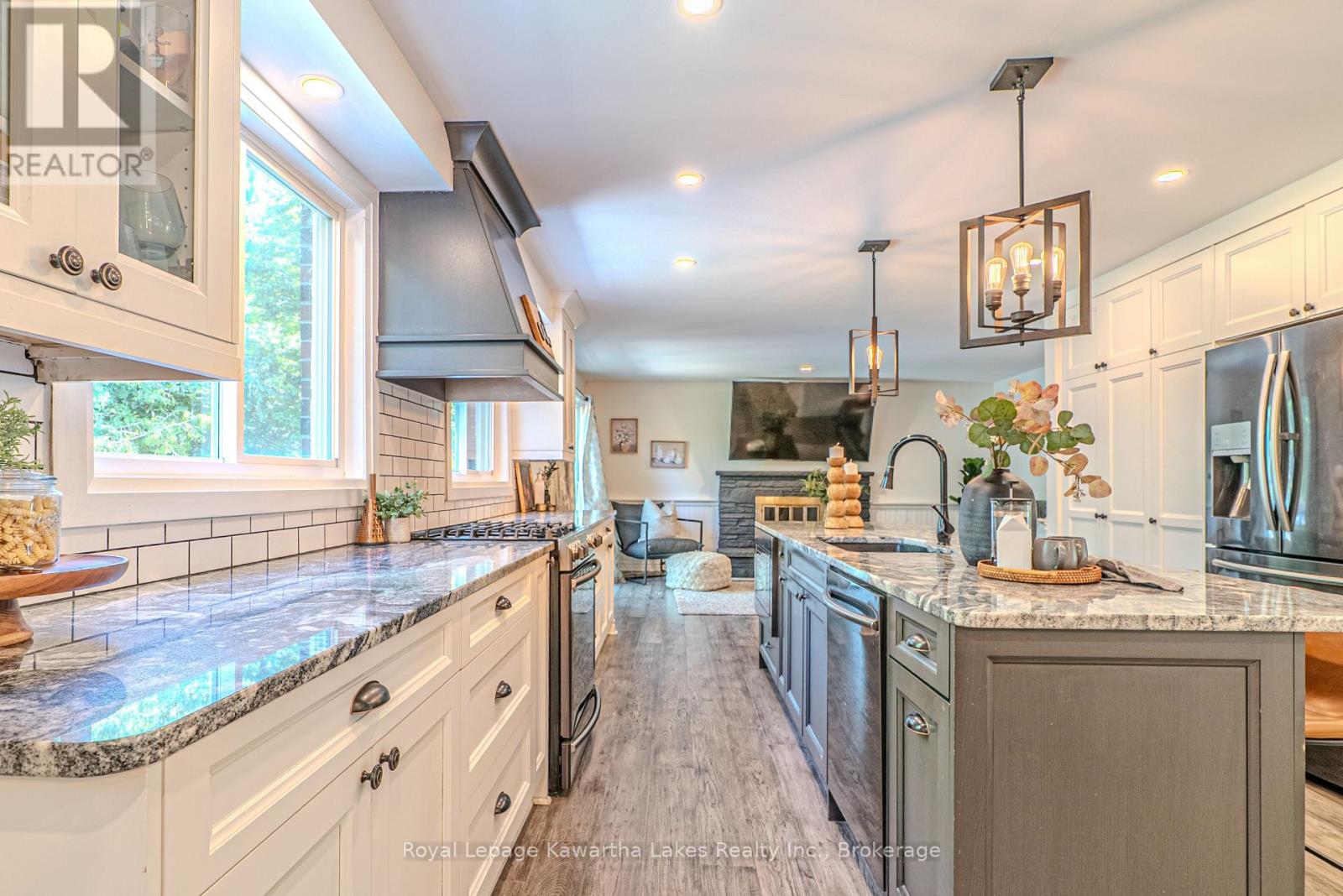 60 SANDERLING CRESCENT - 12