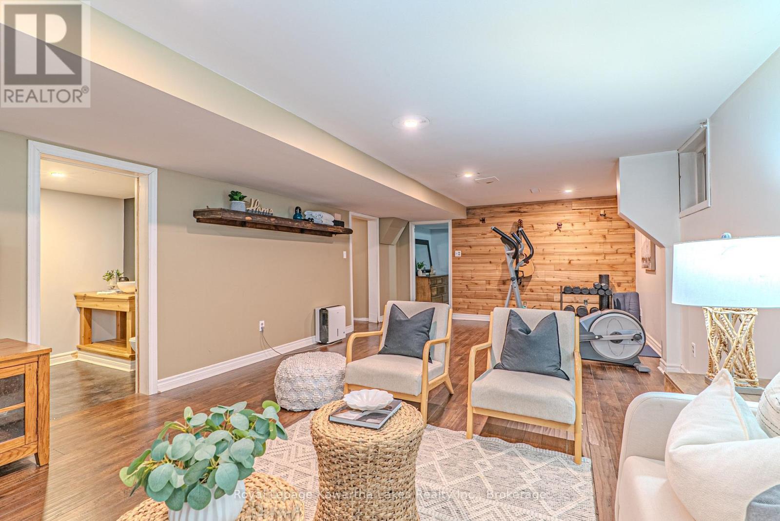 60 SANDERLING CRESCENT - 23